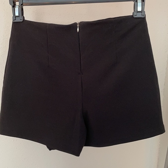 ✨Black Skorts✨ - Picture 5 of 10